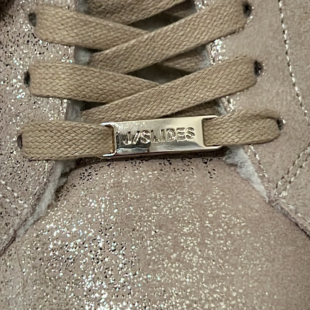 NWOT J/SLIDES Ninka Gold Metallic Waterproof Sneaker - Picture 9 of 12